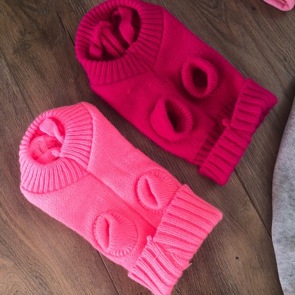 Small Dog Puppy Supplies Lot - Sling Sweaters Leashes Harness - Picture 2 of 10